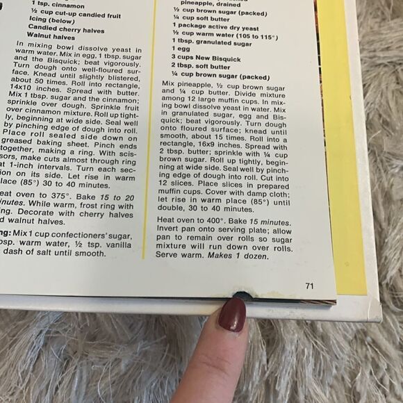 Vintage 1967 General Mills Betty
Crocker So Quick With New
Bisquick Recipe Book - Picture 13 of 17